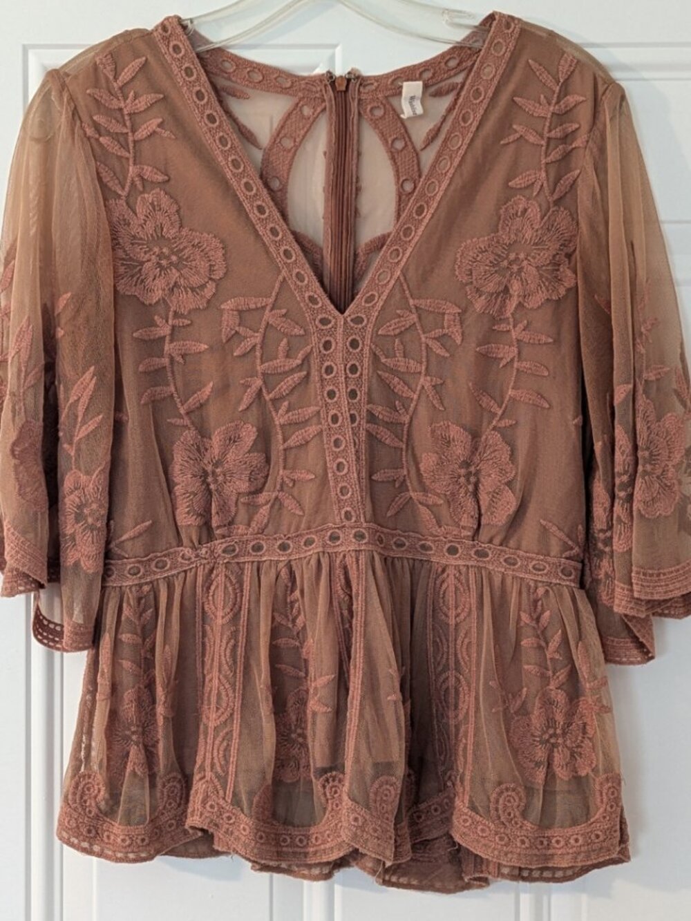 Wishlist Dusty Mauve Floral Lace Embroidered Peplum Blouse Size Small